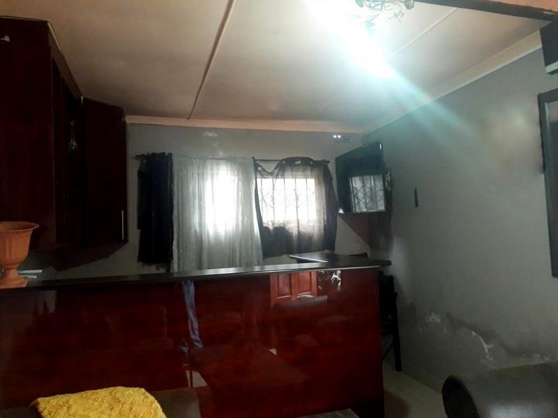 2 Bedroom Property for Sale in Zondi Gauteng