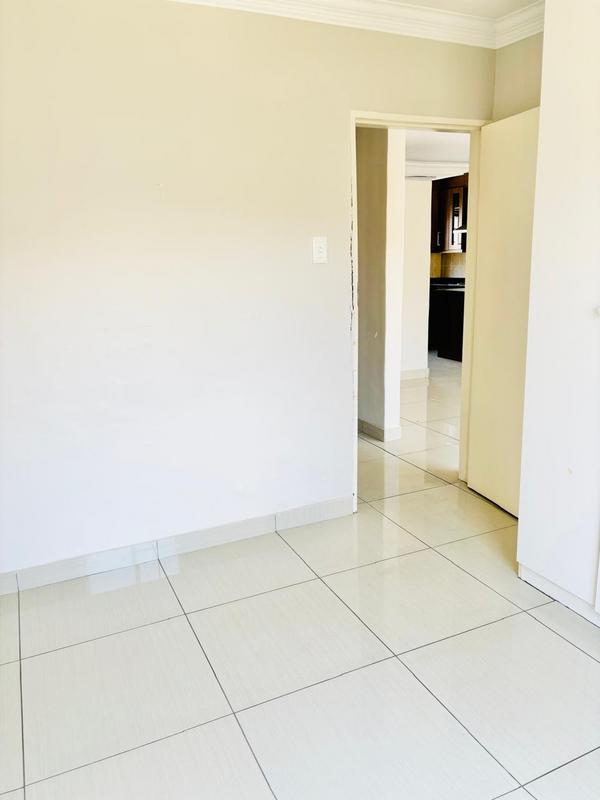2 Bedroom Property for Sale in Halfway Gardens Gauteng