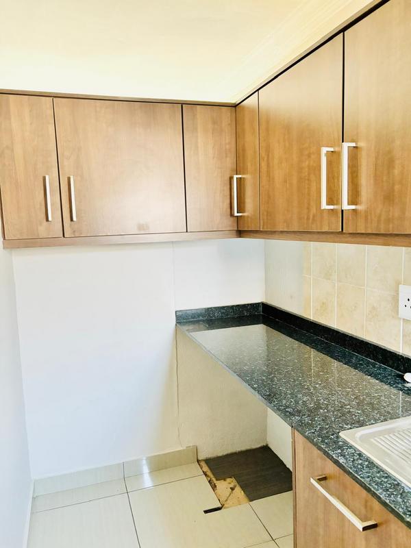 2 Bedroom Property for Sale in Halfway Gardens Gauteng