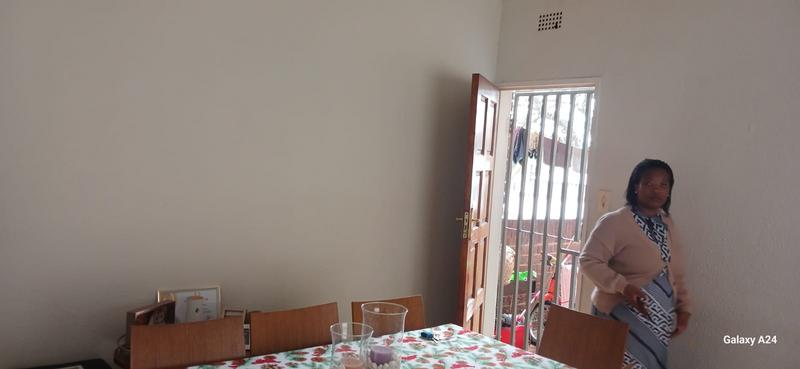 To Let 1 Bedroom Property for Rent in Primrose Gauteng