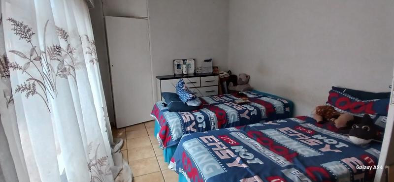 To Let 1 Bedroom Property for Rent in Primrose Gauteng