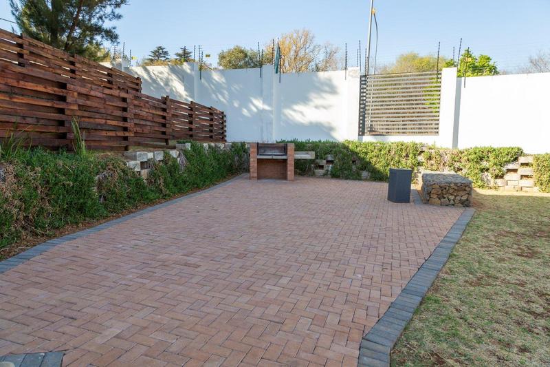 1 Bedroom Property for Sale in Witfield Gauteng