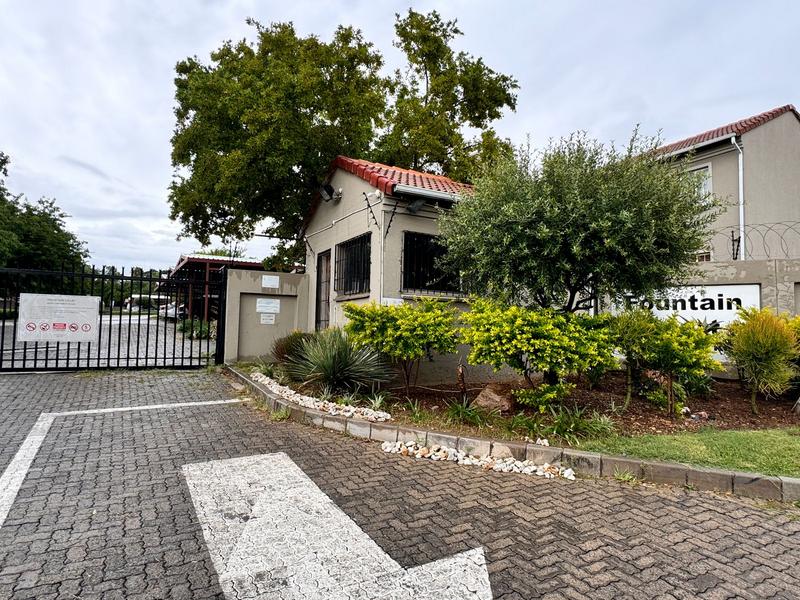 2 Bedroom Property for Sale in Vorna Valley Gauteng