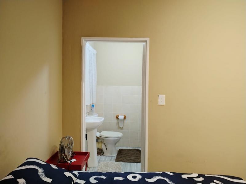 To Let 3 Bedroom Property for Rent in Crystal Park Gauteng