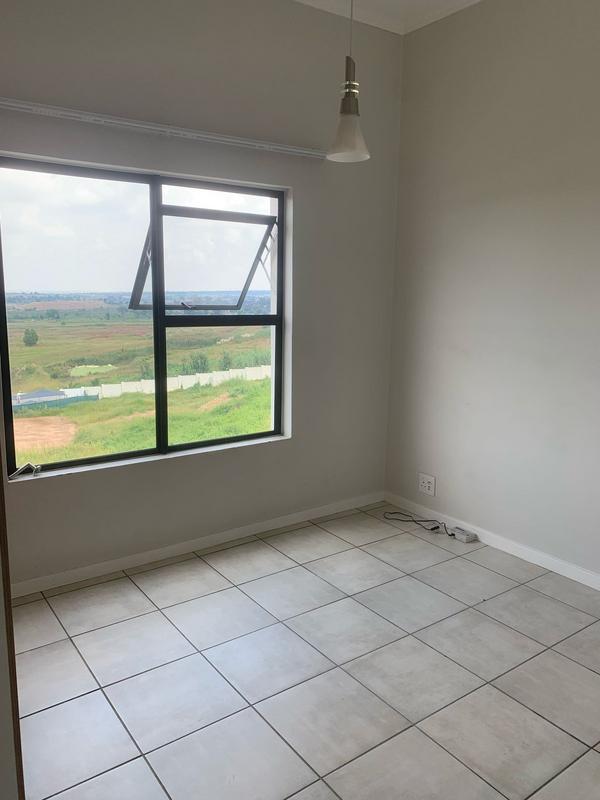 To Let 2 Bedroom Property for Rent in Witfield Gauteng