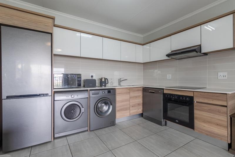 1 Bedroom Property for Sale in Waterfall Gauteng