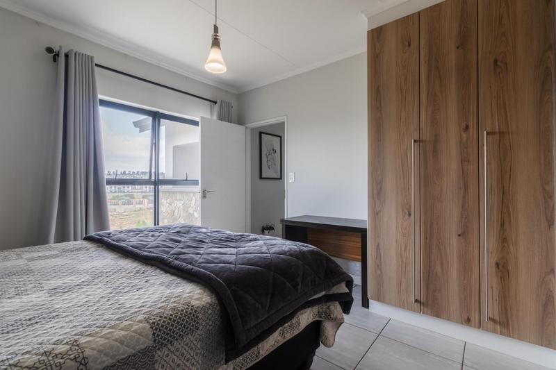 1 Bedroom Property for Sale in Waterfall Gauteng