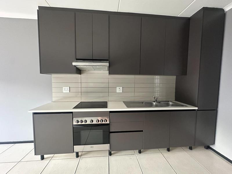 2 Bedroom Property for Sale in Greenstone Hill Gauteng