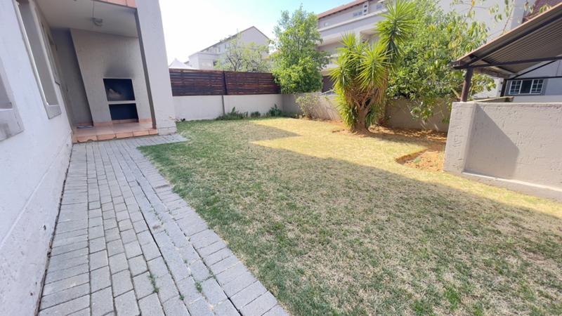 2 Bedroom Property for Sale in Noordhang Gauteng