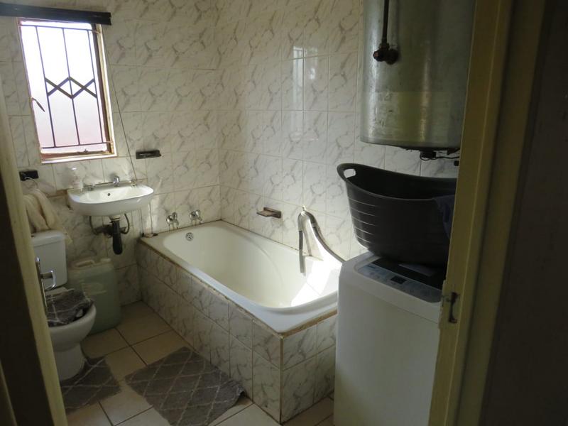 3 Bedroom Property for Sale in Protea Glen Gauteng