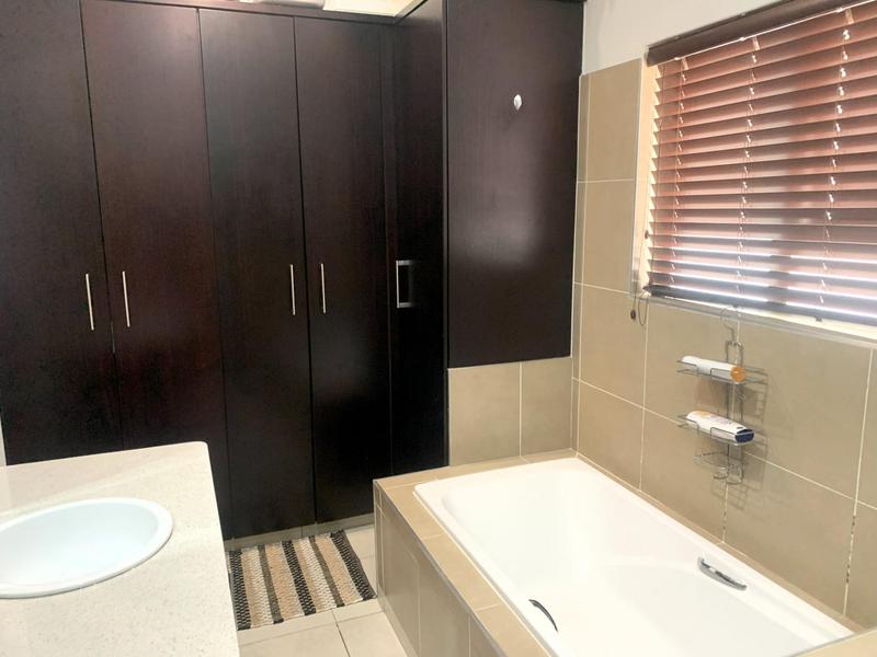 1 Bedroom Property for Sale in Ebotse Golf Estate Gauteng