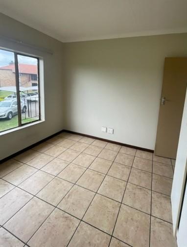 2 Bedroom Property for Sale in Ravensklip Gauteng