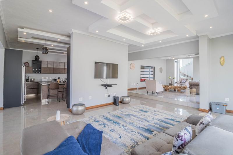 4 Bedroom Property for Sale in Midstream Ridge Gauteng