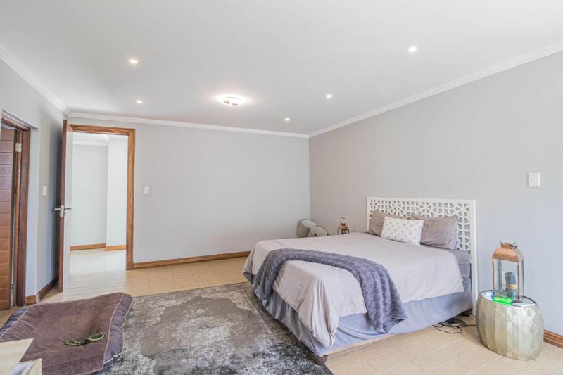 4 Bedroom Property for Sale in Midstream Ridge Gauteng