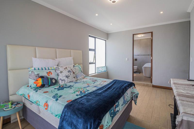 4 Bedroom Property for Sale in Midstream Ridge Gauteng
