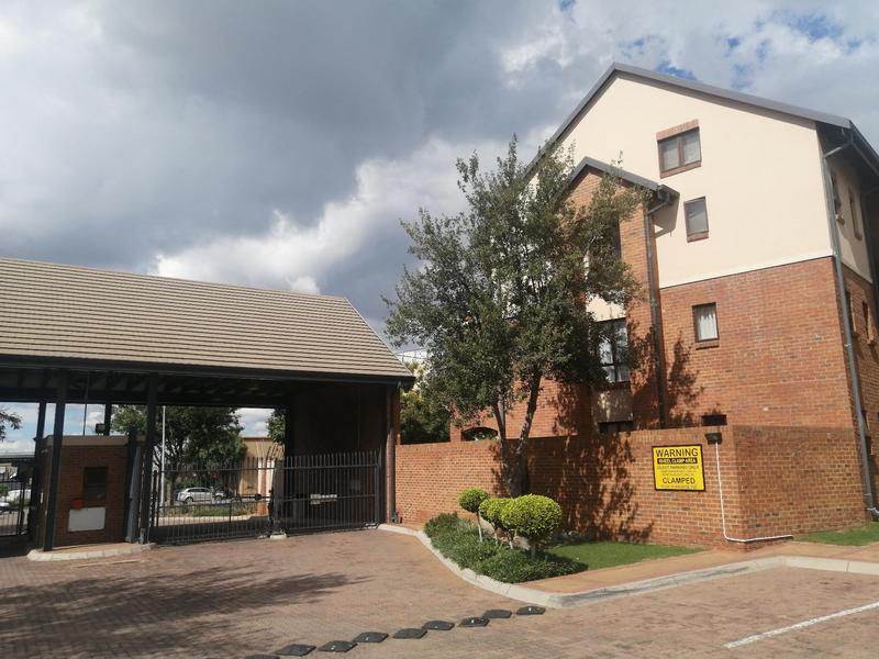 To Let 1 Bedroom Property for Rent in Halfway Gardens Gauteng