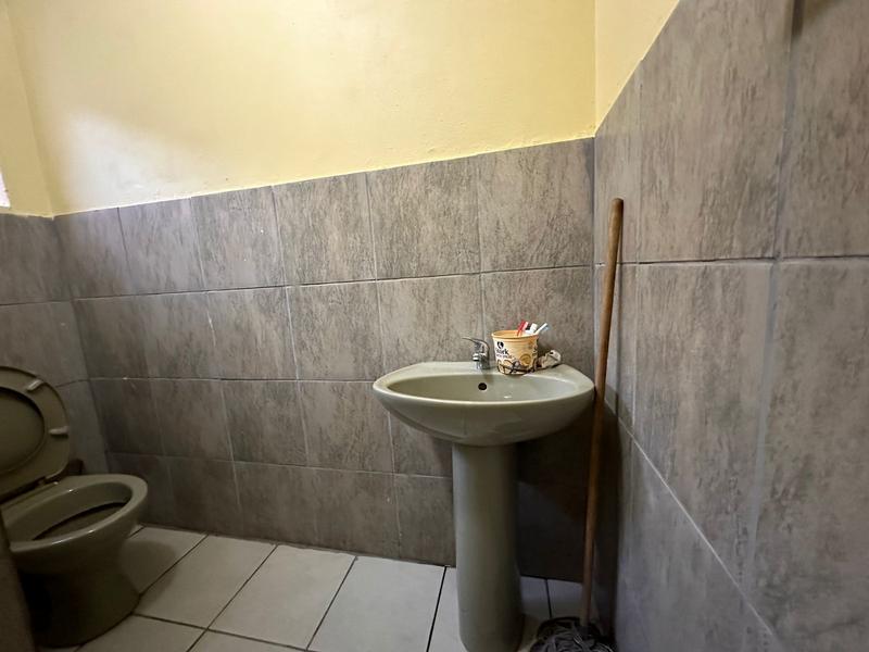 2 Bedroom Property for Sale in Bezuidenhout Valley Gauteng