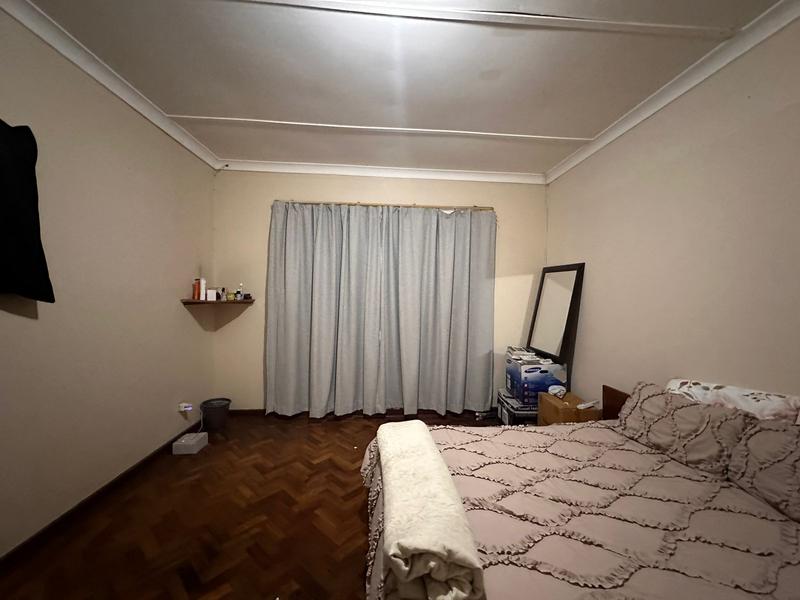 2 Bedroom Property for Sale in Bezuidenhout Valley Gauteng