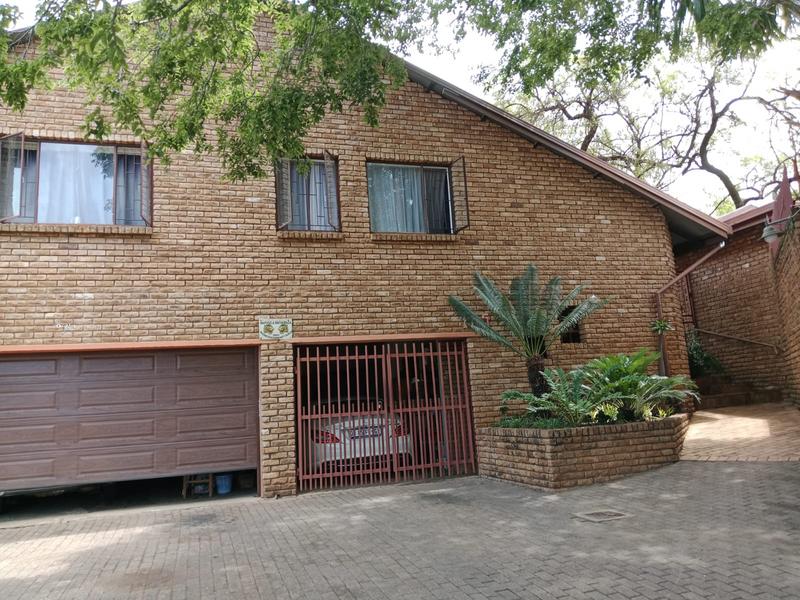 5 Bedroom Property for Sale in Meyerspark Gauteng