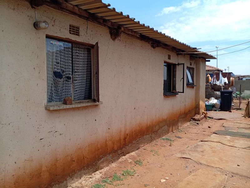 1 Bedroom Property for Sale in Katlehong South Gauteng