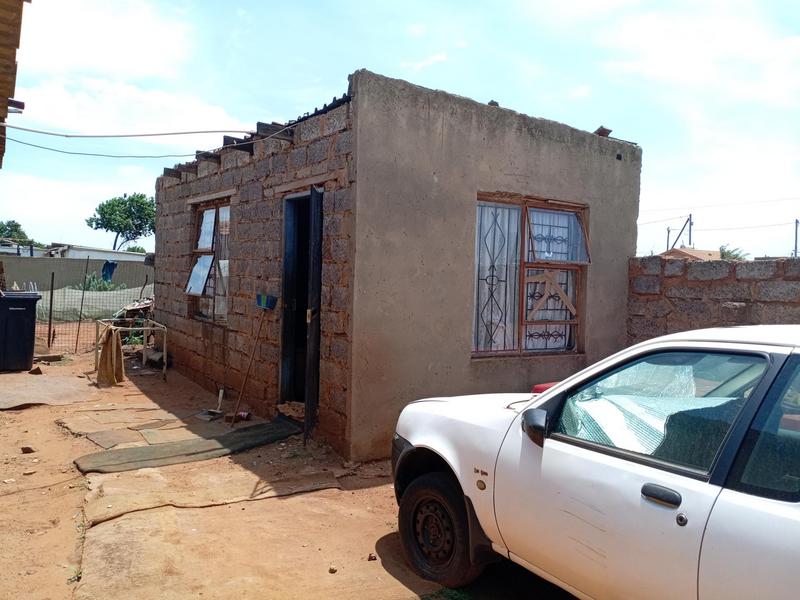 1 Bedroom Property for Sale in Katlehong South Gauteng