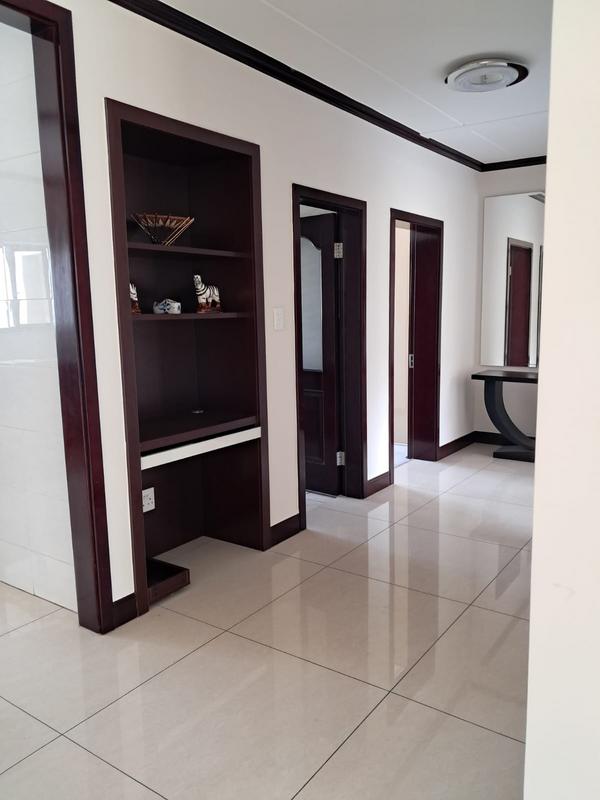 2 Bedroom Property for Sale in Fourways Gauteng