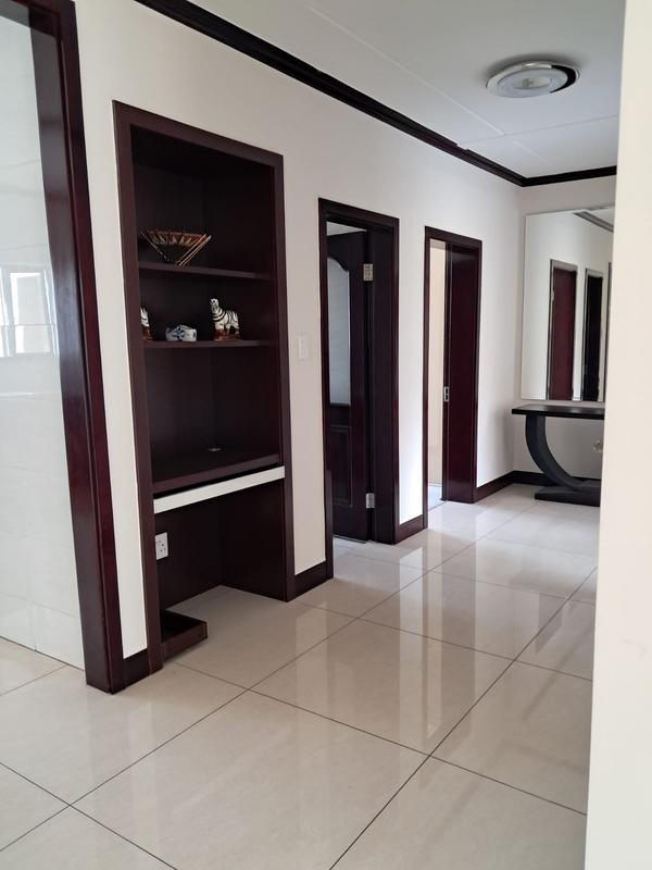 2 Bedroom Property for Sale in Fourways Gauteng