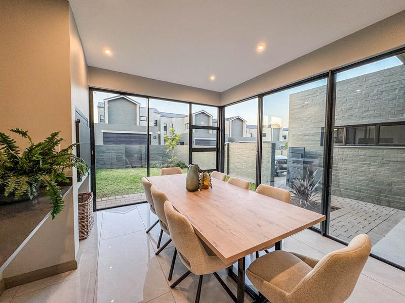 3 Bedroom Property for Sale in Midstream Meadows Gauteng