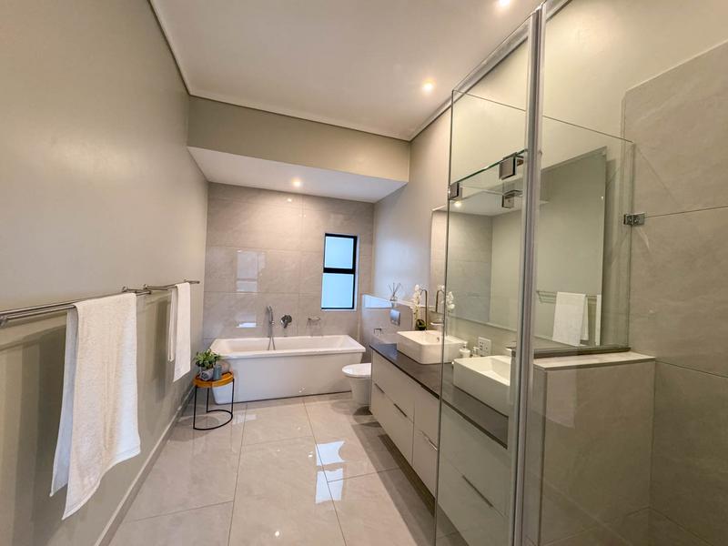 3 Bedroom Property for Sale in Midstream Meadows Gauteng