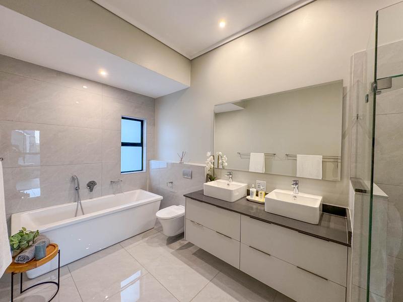 3 Bedroom Property for Sale in Midstream Meadows Gauteng