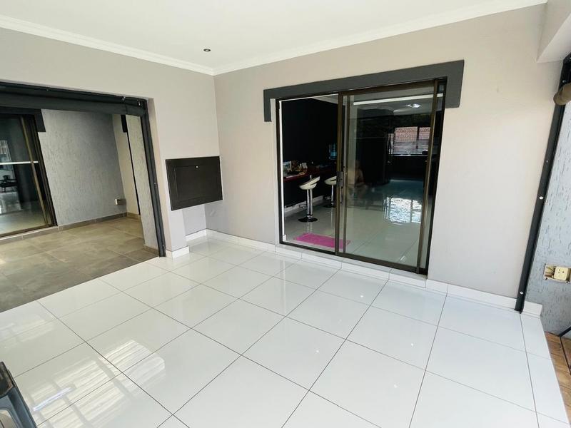 3 Bedroom Property for Sale in Pomona Gauteng