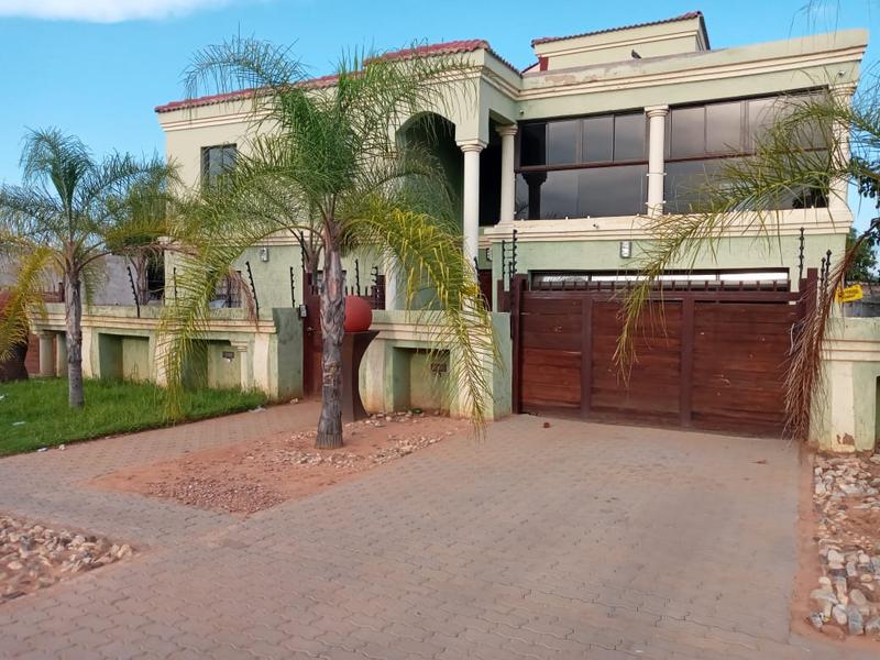 7 Bedroom Property for Sale in Soshanguve Gauteng