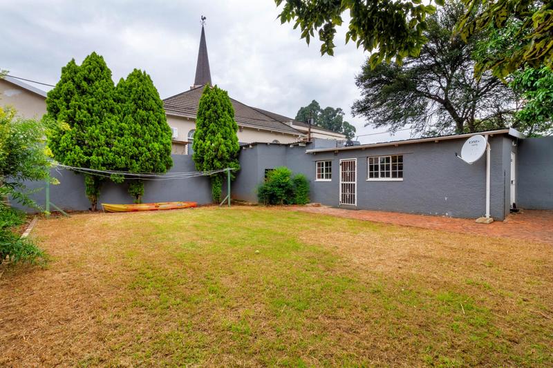 2 Bedroom Property for Sale in Westdene Gauteng