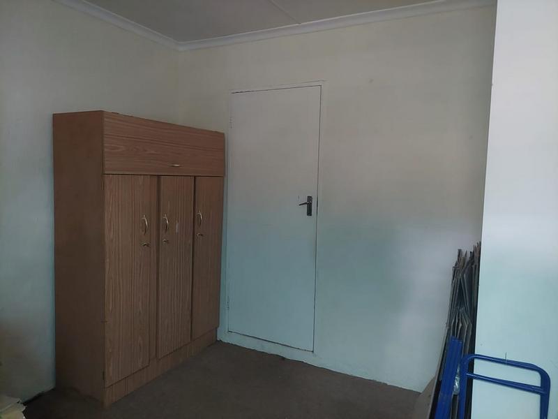 To Let 2 Bedroom Property for Rent in Roodekrans Gauteng