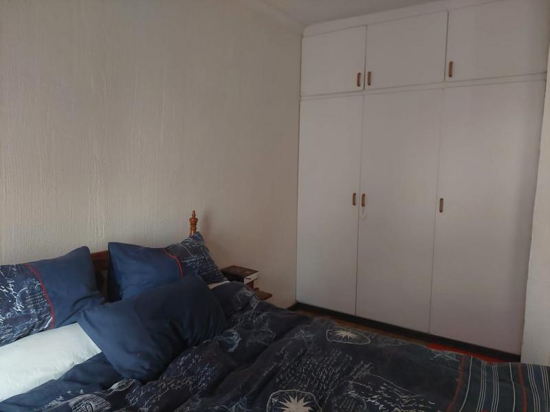 To Let 2 Bedroom Property for Rent in Roodekrans Gauteng
