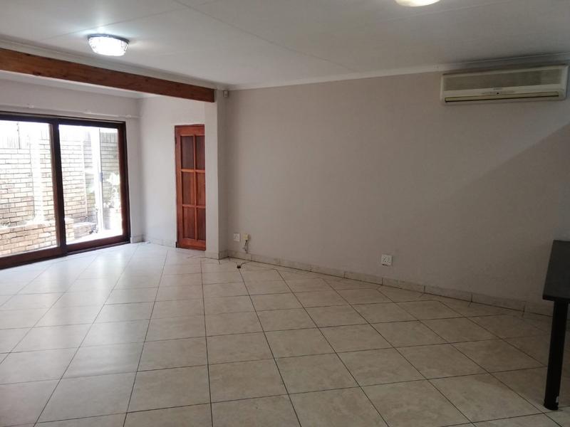 2 Bedroom Property for Sale in Vanderbijlpark SW 5 Gauteng