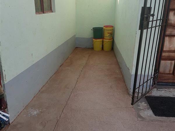 2 Bedroom Property for Sale in Orange Farm Gauteng
