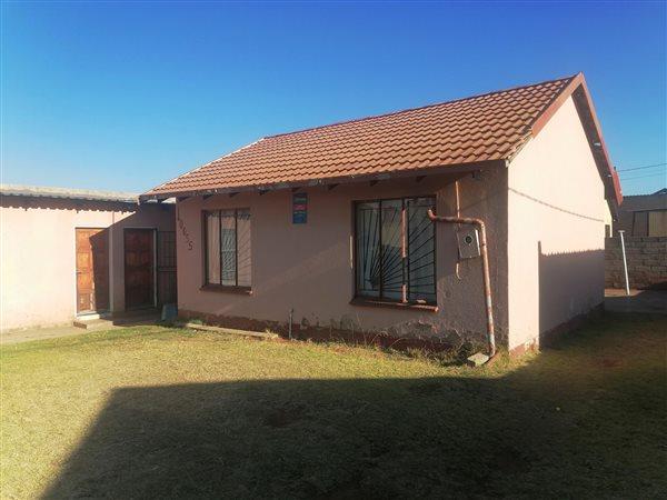 2 Bedroom Property for Sale in Protea Glen Gauteng
