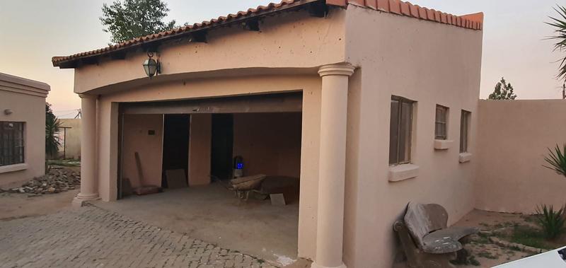 4 Bedroom Property for Sale in Soshanguve T Gauteng