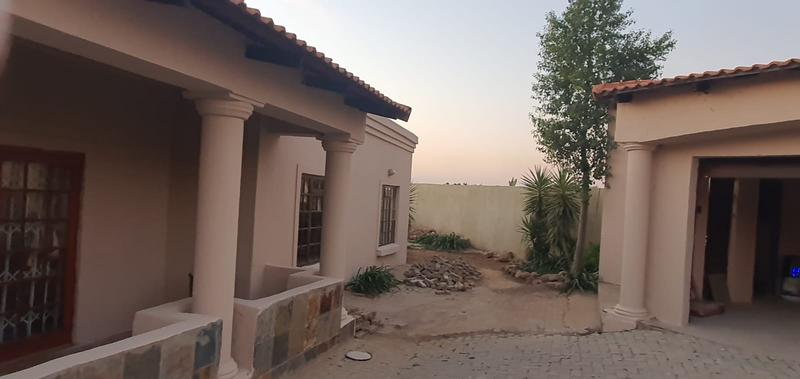 4 Bedroom Property for Sale in Soshanguve T Gauteng