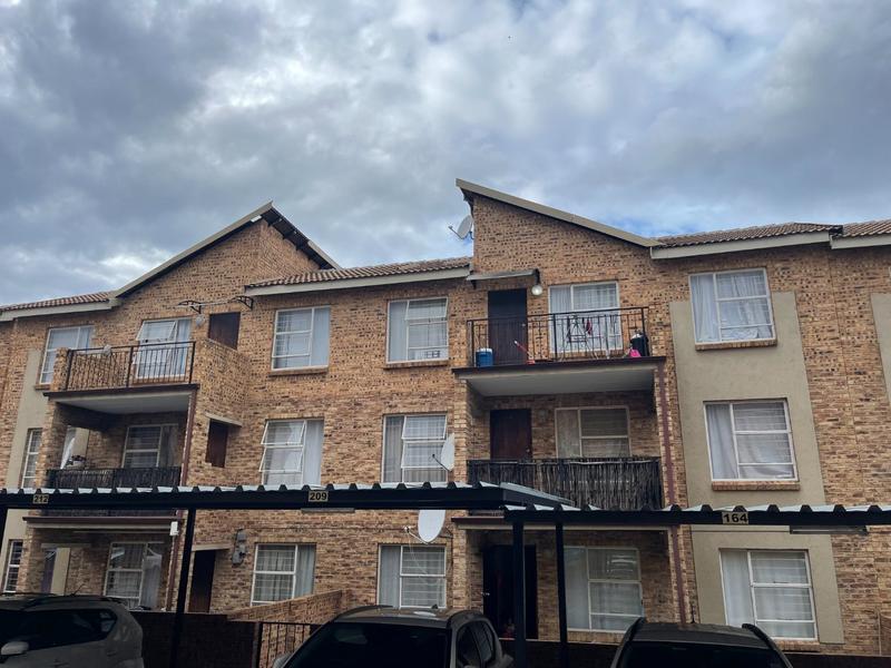 2 Bedroom Property for Sale in Honeydew Gauteng