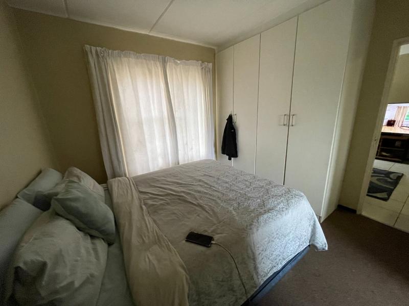 2 Bedroom Property for Sale in Honeydew Gauteng