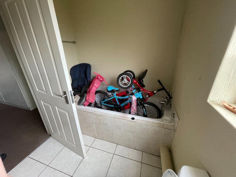 2 Bedroom Property for Sale in Honeydew Gauteng