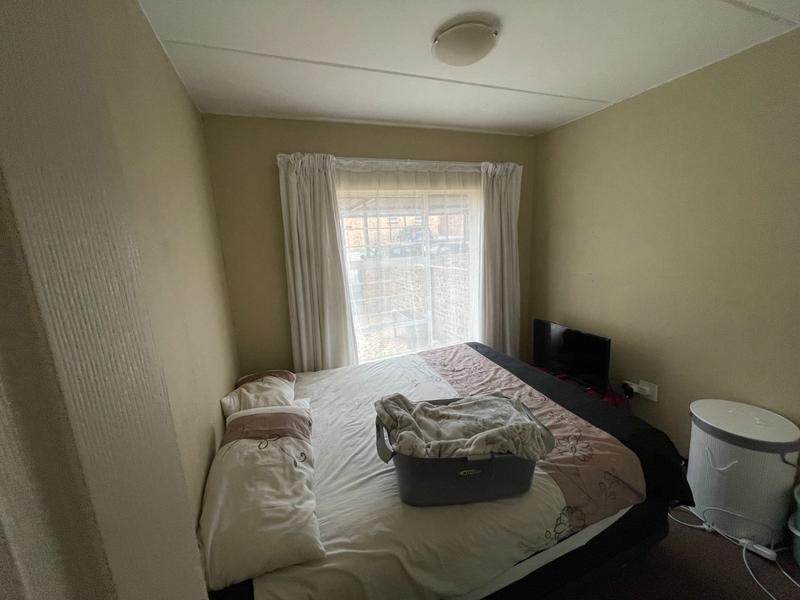 2 Bedroom Property for Sale in Honeydew Gauteng