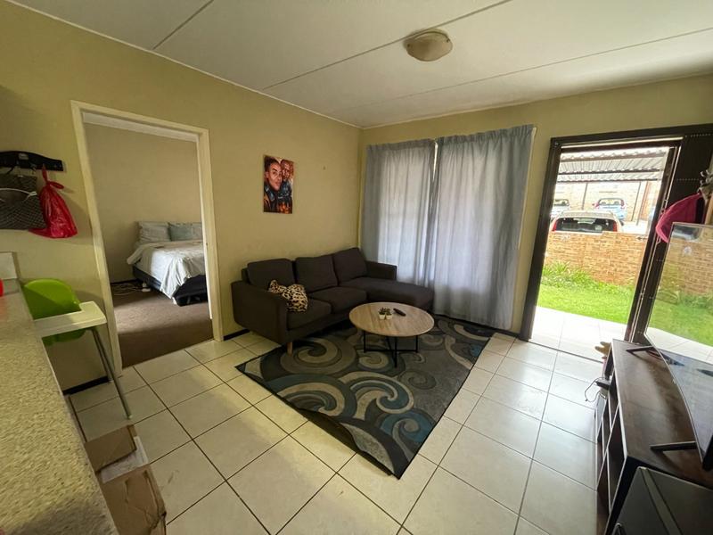 2 Bedroom Property for Sale in Honeydew Gauteng