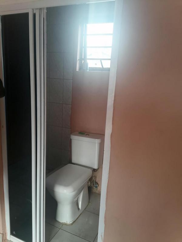 To Let 1 Bedroom Property for Rent in Protea Glen Gauteng