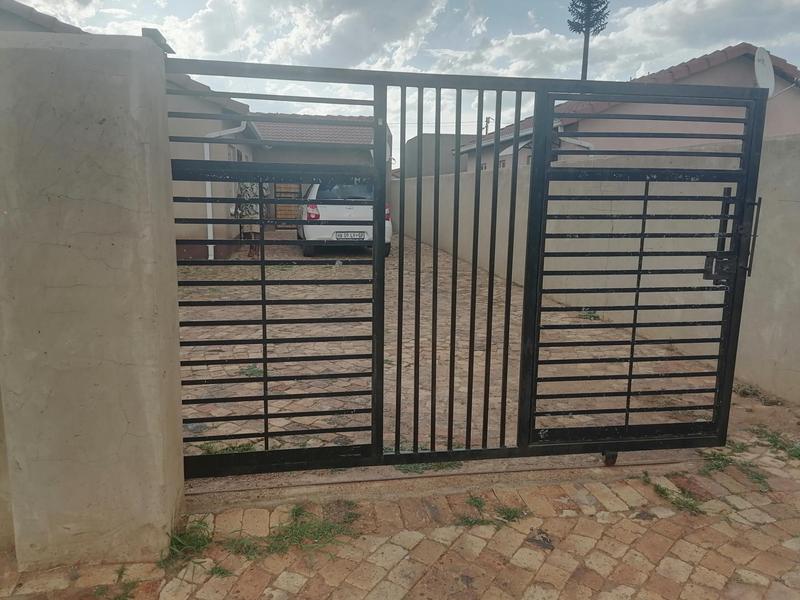 To Let 1 Bedroom Property for Rent in Protea Glen Gauteng