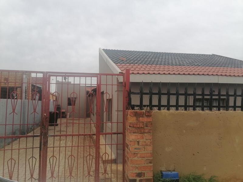 2 Bedroom Property for Sale in Rietvallei Gauteng
