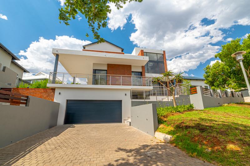 To Let 4 Bedroom Property for Rent in Waterfall Country Village Gauteng