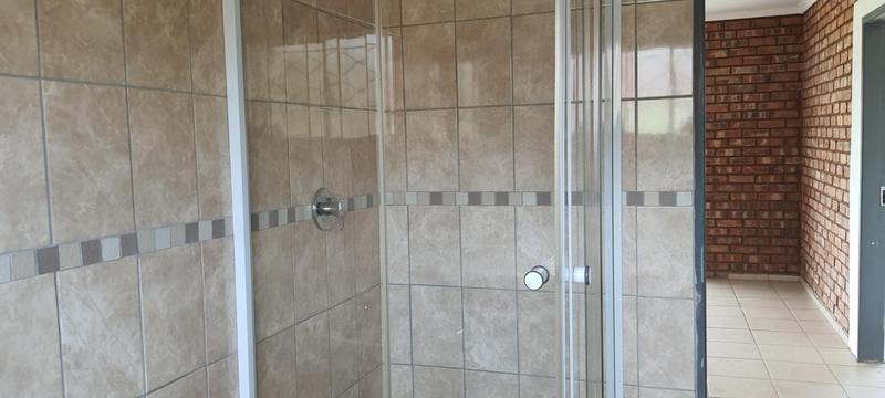 2 Bedroom Property for Sale in Kameeldrift West Gauteng